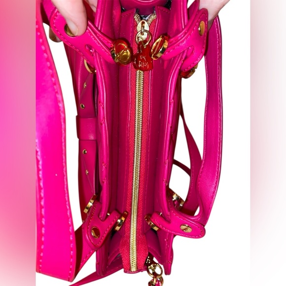 Betsy Johnson Satchel Style Purse with Large Bow Detail & Shoulder Straps PINK - Picture 5 of 12